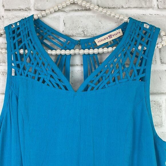 New Altar’d State Strappy Blue Sleeveless Dress Key Hole Back Size Medium - Picture 4 of 12